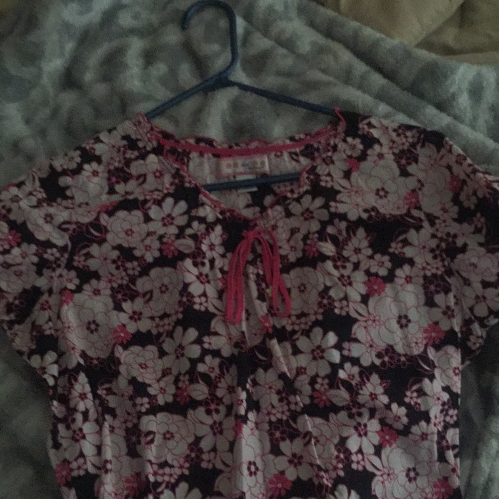 Koi scrub top